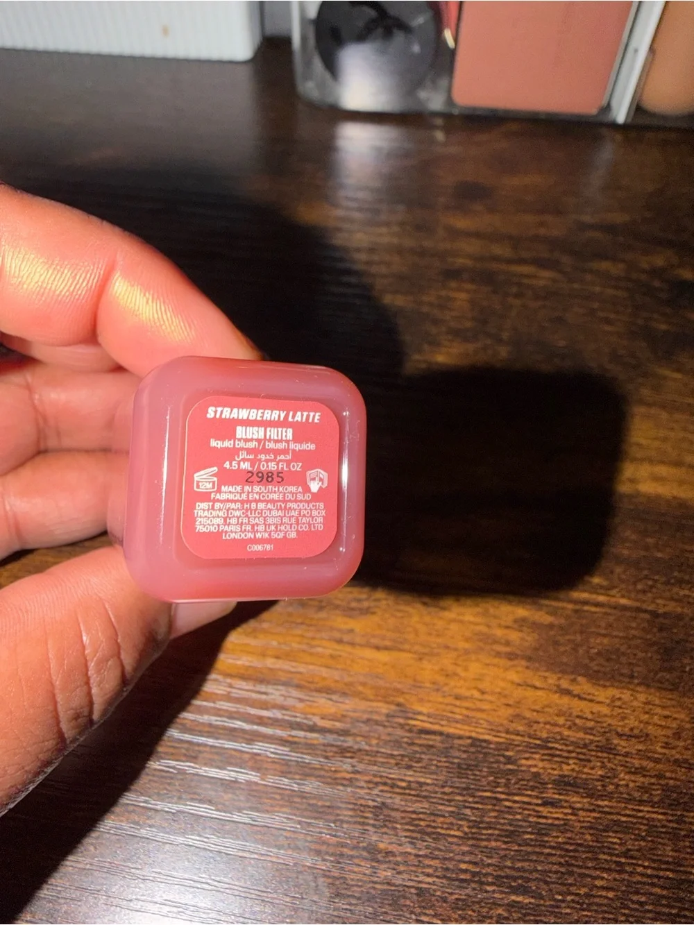 Huda Beauty Strawberry Latte blush